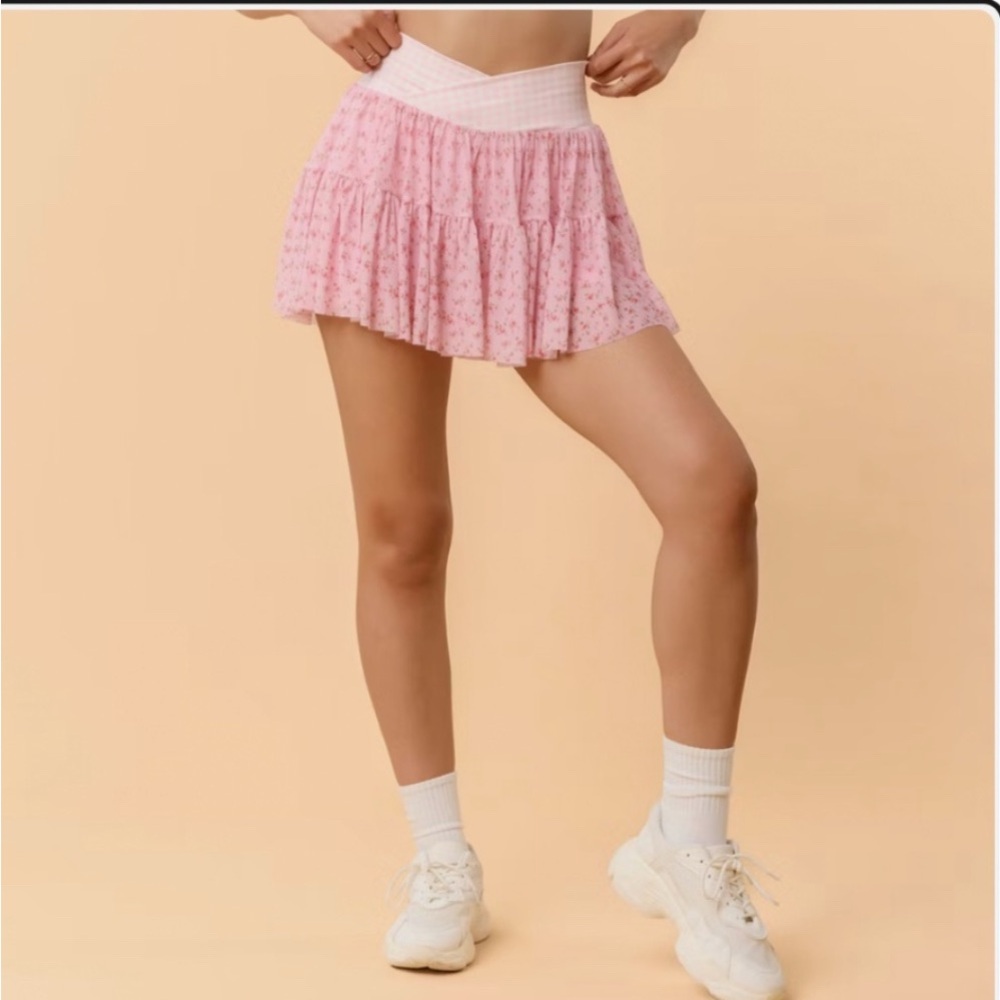 BLOGILATES Ballerina Skort - pink Floral medium nwt - Picture 7 of 8